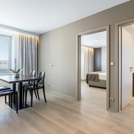 Awam شقة فندقية 3*