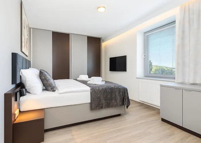 Awam Aparthotel Hradec Králové